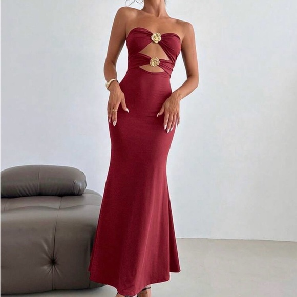 Strapless Red and Gold Dress - Picture 1 of 3